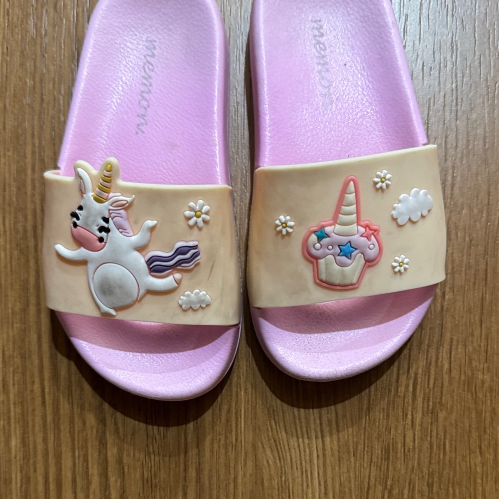 FREE Unicorn Slide Sandals for Kids - Pink and Cream Size 25